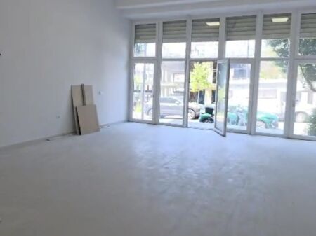 Business unit for sale at Fresku .