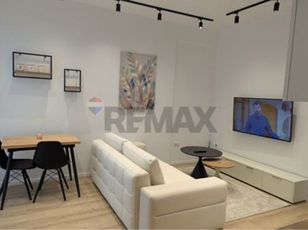 Apartament 1+1 me qera tek Kopshti Botanik