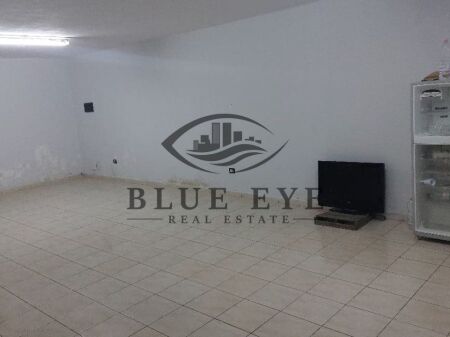 Zyrë\ Magazine Me Qira në Bulevard, Durrës!
