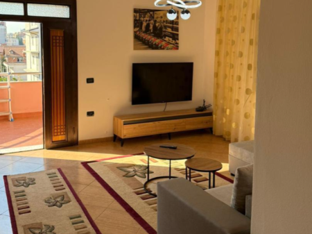 Affittasi appartamento 3+1 presso Hotel Meridiani, Via Besa, Via Siri Kodra, Nuovo Viale, Via 5 Maggio.