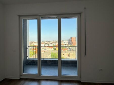Affitto | Apartament 2 + 1+ Depo | Rruga 5 Maji | 550 €/mese