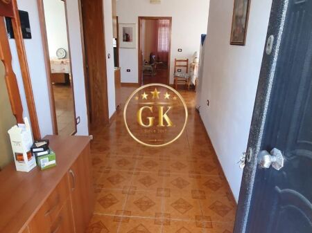 20890612 JEPET ME QERA 3+1 PLAZH, DURRES