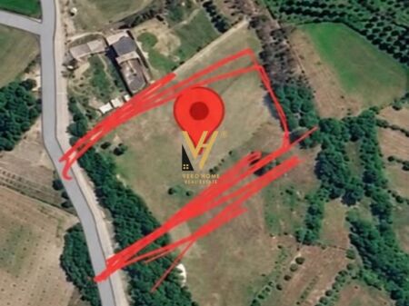 SHITET TOKE 3.000 M2 NE MANGULL 450.000 EURO