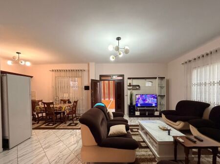 Affitto | Apartament 2 + 1 | Casa Italia | 500 €/mese