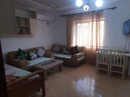 APARTAMENT ME QIRA 2+1 - BRRYLI , TIRANE