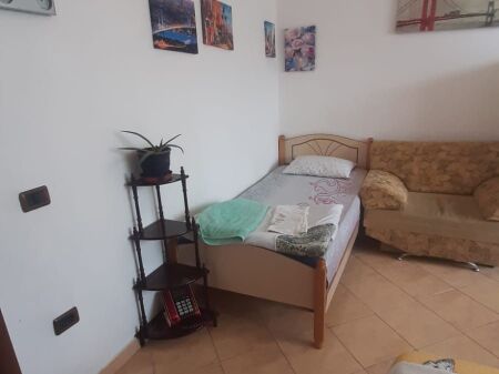 Rent | Apartament 2 + 1 | Rruga Kongresi i Manastirit | 500 €/month