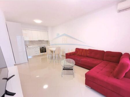 Qera, Apartament 1+1, Rezidenca Green City, Tiranë.