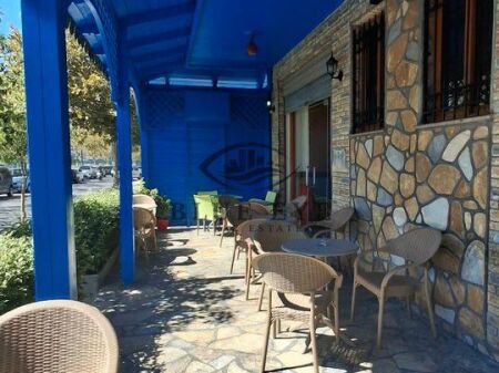 JEPET BAR-KAFE ME QIRA – AFËR STADIUMIT, DURRËS!