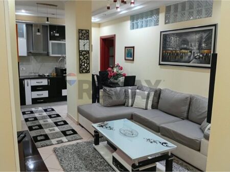 Appartamento - In Affitto - Via Kavajës, Tirana(ID: 530191074-205)