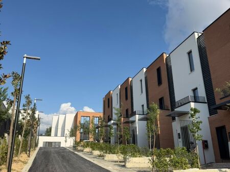 🏡 DUPLEX 3+1+3 IN VENDITA CON CORTILE & PARCHEGGIO – PICADILLY, TEG