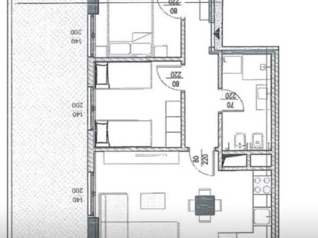 Shitet Apartament 2+1 Tek 5 Maji