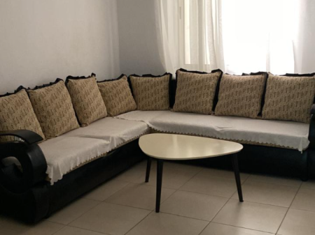 Jepet apartament 1+1 me qira ne Laprake , Rruga Pandi Dardha ! 43.000 leke ne muaj !!<