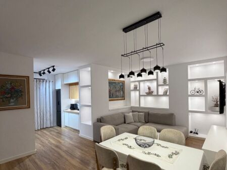 For rent Apartment 2+1, Astir near the roundabout 600 thousand old lek