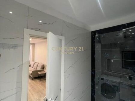 JEPET ME QERA APARTAMENT 2+1 – 21 DHJETORI, TIRANË