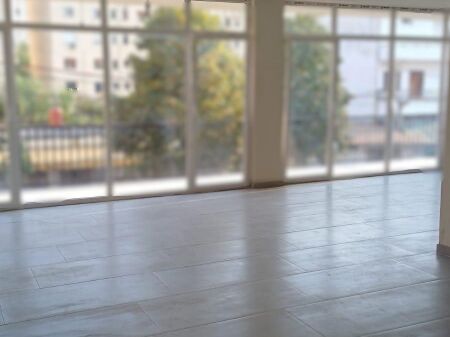 Ufficio in Affitto al Nuovo Boulevard (ID BZ21055) Tirana