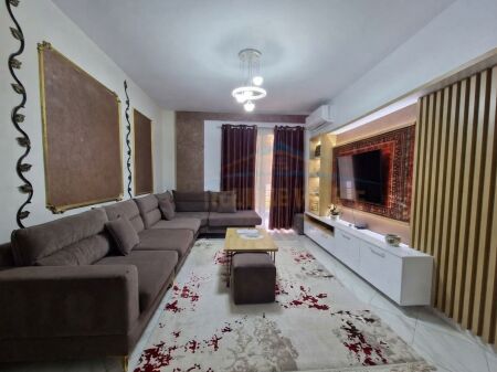 For sale, Apartment 2+1+2, Selvia, Tirana