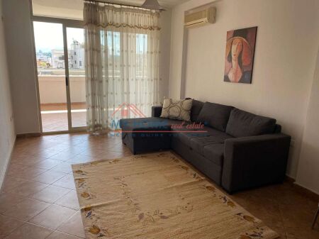 Apartament 1+1 me qera Pazari i Ri ne Tirane