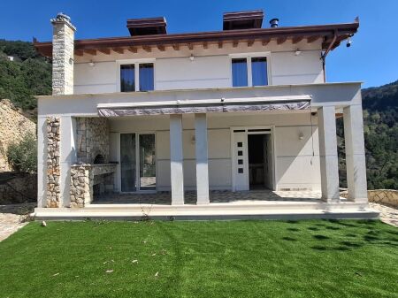 Villa & Land for sale in Dajt