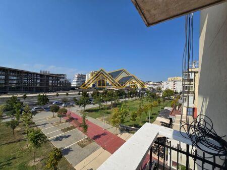AFFITTASI SUPER APPARTAMENTO 2+1 DURAZZO!