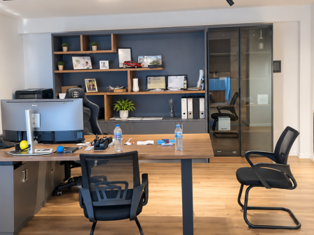 FOR SALE SPACE FOR OFFICES OR RESIDENTIAL, SELITE STREET