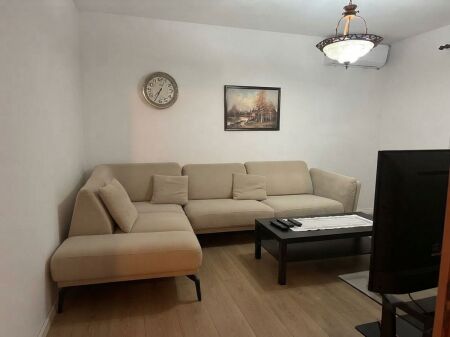 Affitto, Appartamento 2+1, Oxhaku, Tirana.