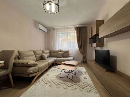 Affitto, Appartamento 1+1, Via Dibrës, Tirana.
