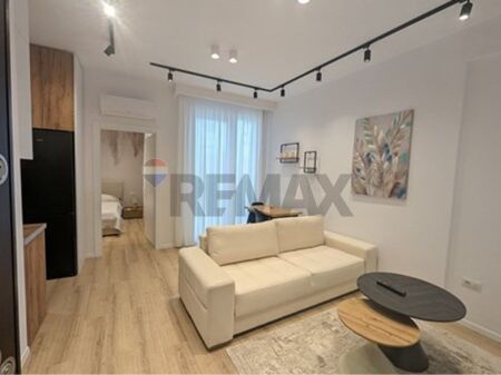 Apartament 1+1 me qera tek Kopshti Botanik