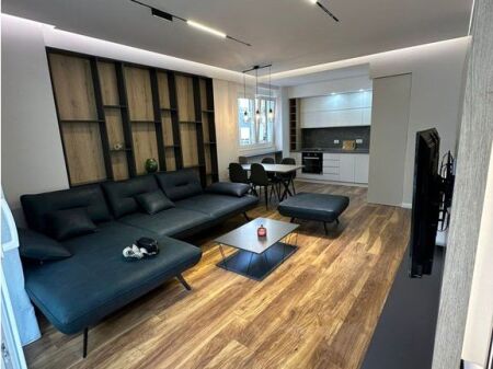 Modern 2+1+2 Apartment with Parking Space – FZ Complex, Liqeni i Thatë!