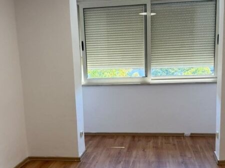 APARTMENT 1+1 46,000 LEKE AT 21 DECEMBER