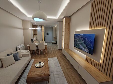 Apartament 1+1 per qera kopshti Zologjik !