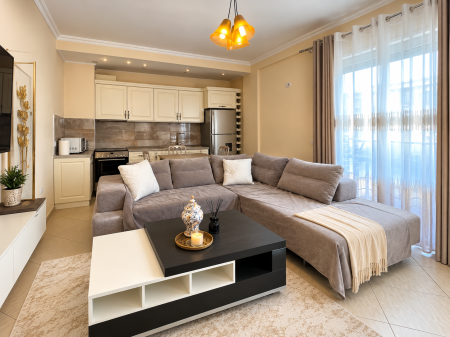 Qera 1+1 liqeni thate pran hotel socrati