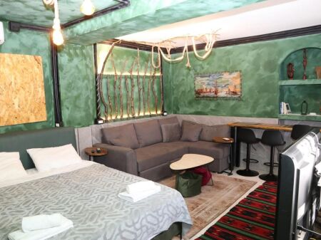 Studio Moderna con Veranda a Laprakë – Affittasi!