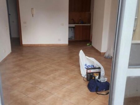 Jepet Me Qera Apartament Garsoniere