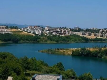 VILË 3-KATËSHE PËR SHITJE – TËRFILI RESIDENCE, LIQENI I FARKËS  ID 5605