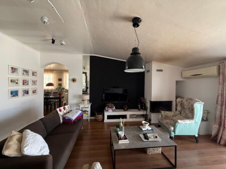 AFFITTASI APPARTAMENTO 2+1+2 VICINO A SQUARE 21 !