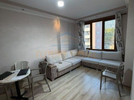 Shitet, Apartament 2+1, Fresk.