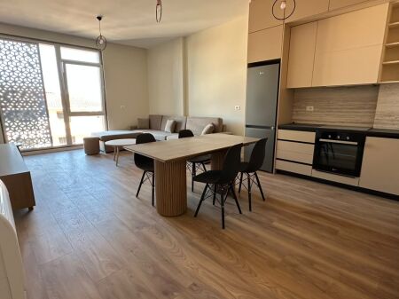 Apartament 2+1 per qira tek Siri Kodra