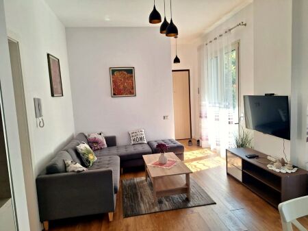 # FOR RENT: 2+1+2 Bathrooms 📍Rruga e Elbasanit (Near the U.S. Embassy) - 80,000 Lek/Month - Floor 2 - 85m² || Quick Access to Amenities