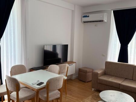 Apartament 2+1 per qira te Bulevardi Kashar