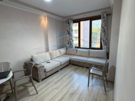 Shitet, Apartament 2+1, Fresk.