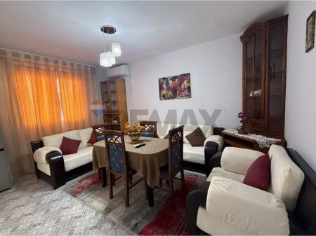 Appartamento - In Affitto - Via Frosina Plaku, Tirana