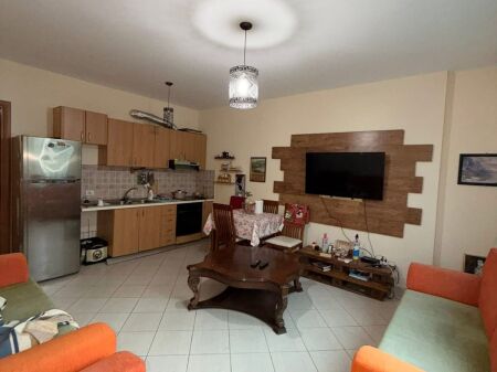 SHITET APARTAMENT 1+1 GOLEM DURRES