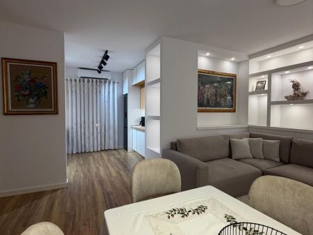 For rent 2+1+1 Astir near Rotonda 600 thousand lek