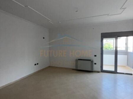 For sale, Apartment 2+1+2, Muhamed Deliu Street, Fresk