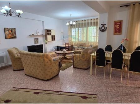 Apartment 2+1+2 for rent, Bllok