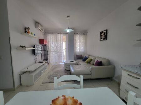 Appartamento 2+1 in affitto a Yzberisht!