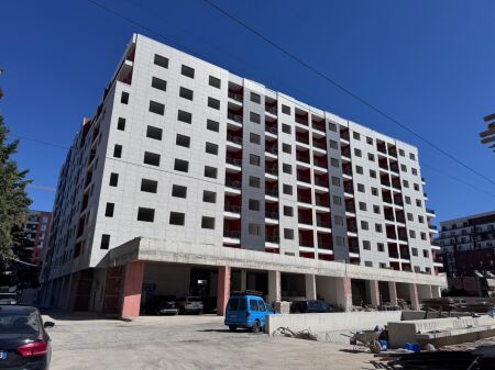 Shitet apartament 2+1 te Space City, Paskuqan
