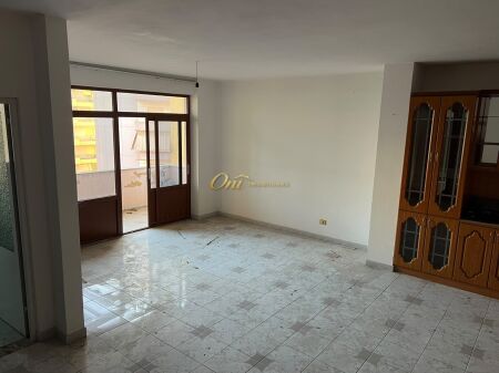 FIER SHITET APARTAMENT 2+1+2