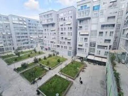 🏢 **JEPET ME QIRA | ZYRË – KIKA 2, KOMUNA E PARISIT 📍**