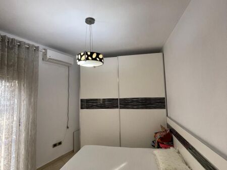 Apartment 2+1 for rent at the Paris commune